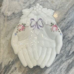 Vintage Milk Glass Westmoreland Cupped Hands Trinket
Dish